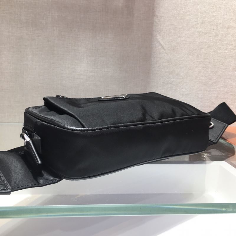 Pra*a waist chest packs